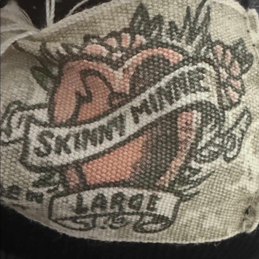 Skinny Minnie Y2K Rhinestone Roses Stretchy T-Shirt Size Large - Picture 5 of 6